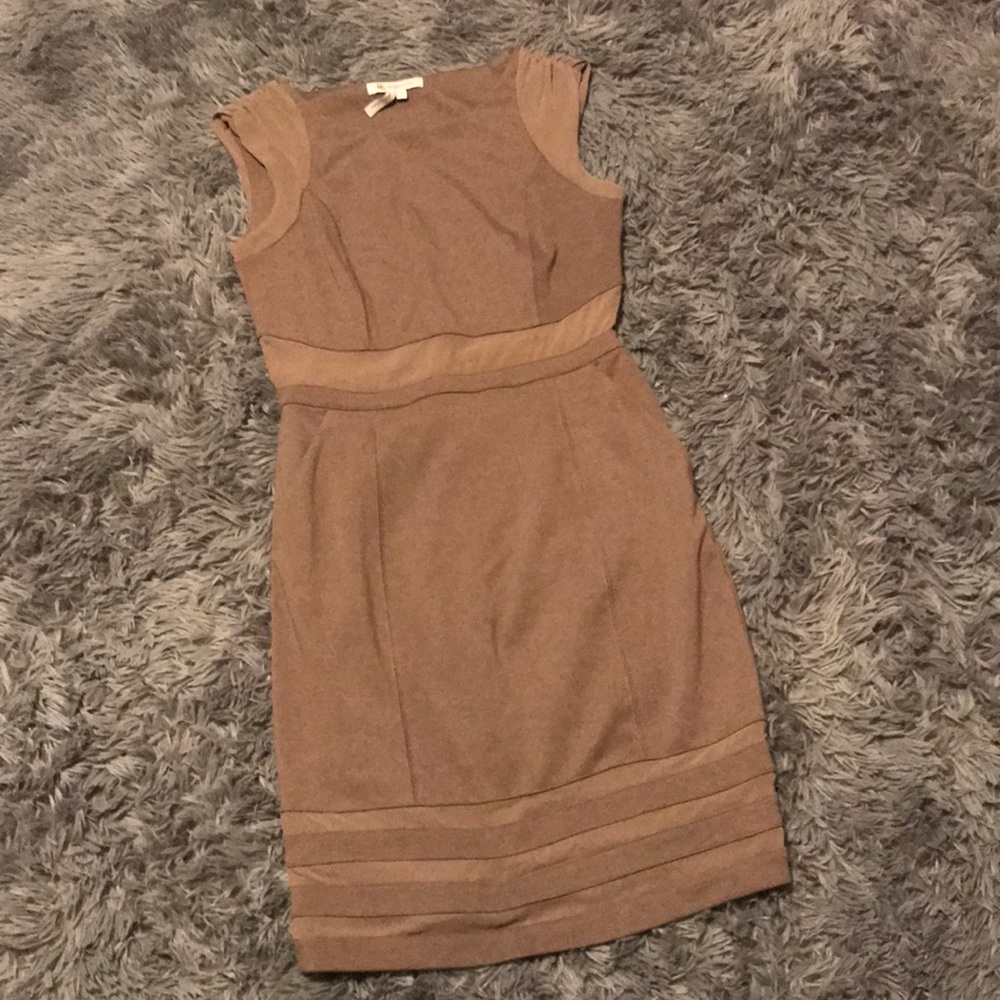 EUC bcbgenerations size 6 dress